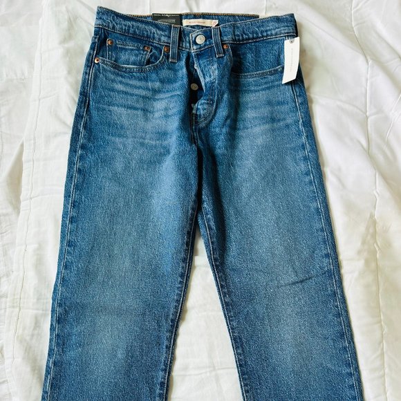 NWT Levi's wedgie straight 27 x 28 - Picture 2 of 5